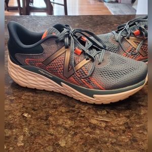New Balance Fresh Foam Evare V1 Size 9.5
